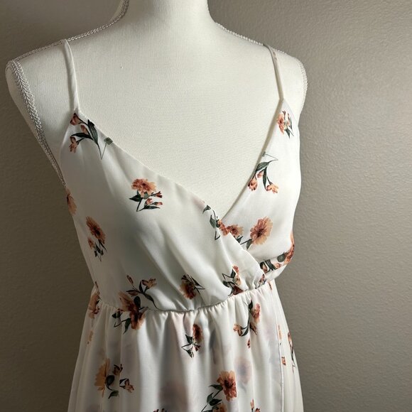 Women's I ❤️ It White Floral Summer Mini Dress Size: S - Picture 3 of 10